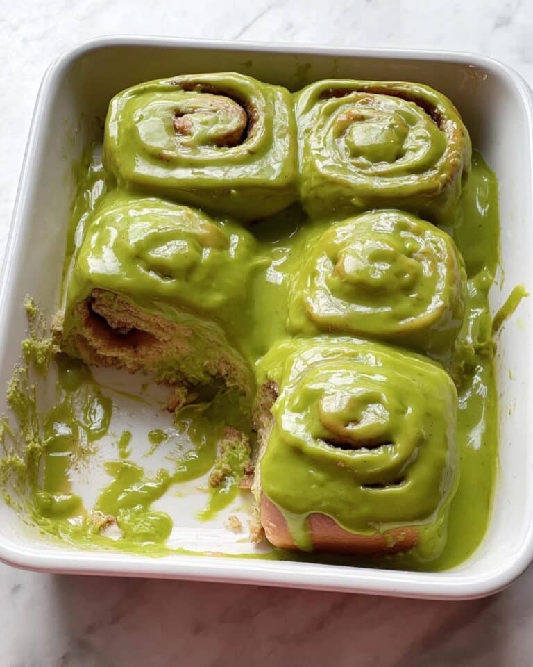Strawberry Matcha Latte Rolls Recipe
