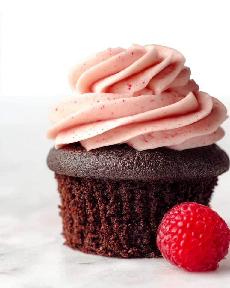 Chocolate Raspberry Cupcakes with Raspberry Frosting Recipe